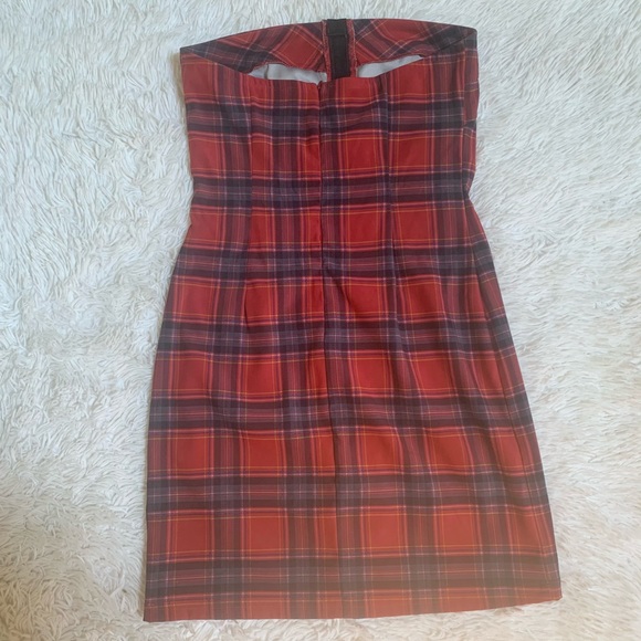 🦋NWOT Strapless plaid dress - Picture 2 of 10